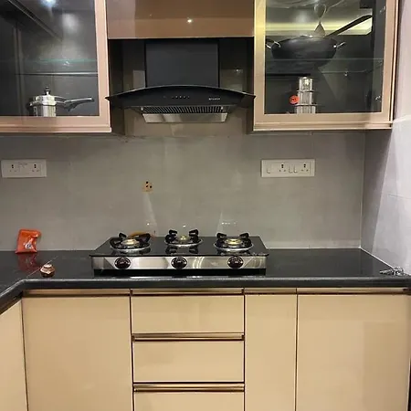 Avvairam Service Apartment G8 Chennai Exterior photo